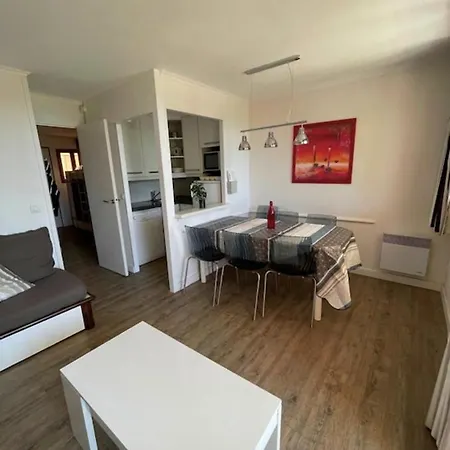 Lejlighed Apt With Pool And Terrace With Sea View
