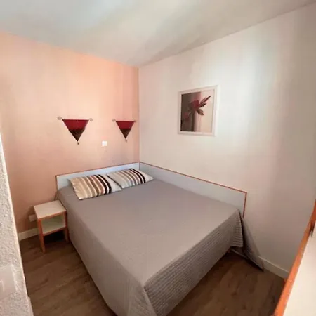 Apt With Pool And Terrace With Sea View Apartament